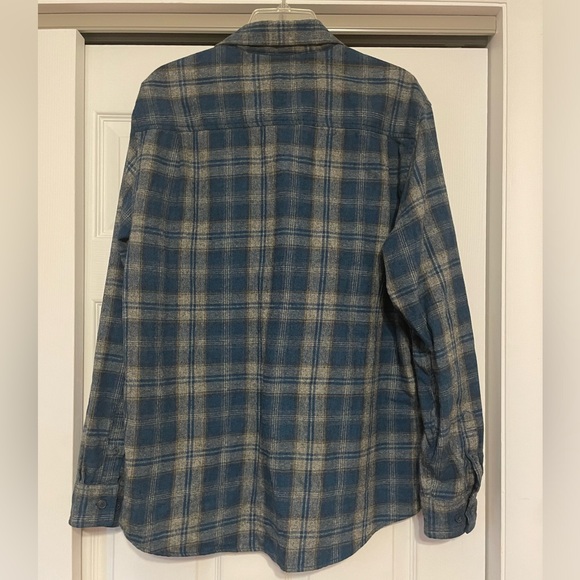 Weatherproof Vintage Men’s Blue Flannel Shirt - Size Large - Picture 7 of 9